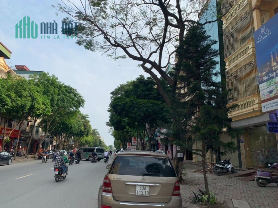 Bán đất tặng nhà riêng ngõ 559 Kim Ngưu,kinh doanh tốt ,ngõ ô tô vào