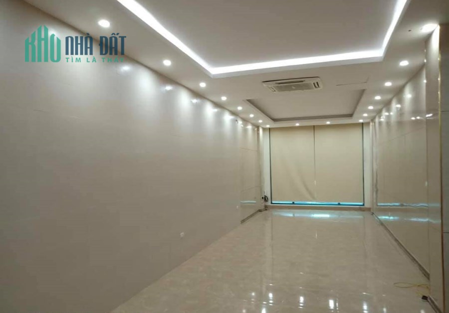 Bán nhà mặt phố Nguyễn Ngọc Nại,81m2x5 tầng, thang máy, MT 4m. Giá 20.5 tỷ