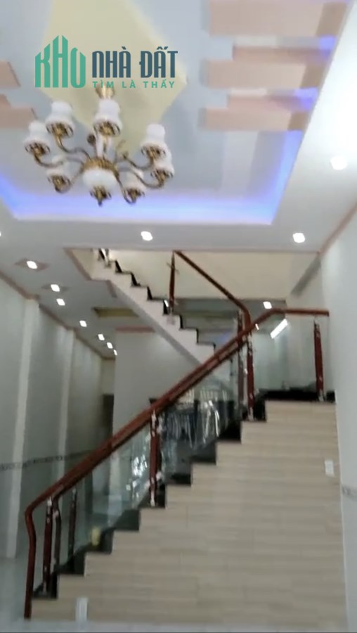 Bán nhà Bùi Hữu Nghĩa, Tân Vạn, Biên Hòa: 4,3 x 22, giá: 2,39 tỷ