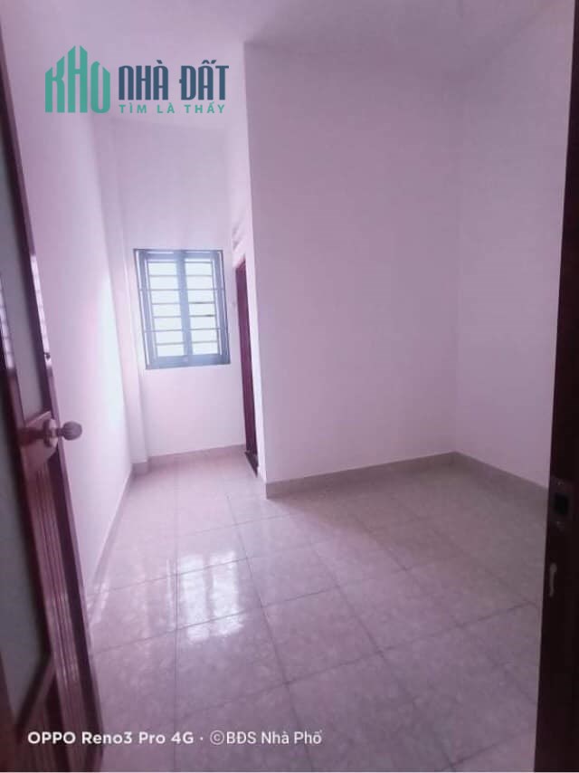Bán nhà đẹp giá hời huỳnh tấn phát , quận 7 , ngang gần 5m , sát hẻm xe hơi, lh 0387610701 Tân.