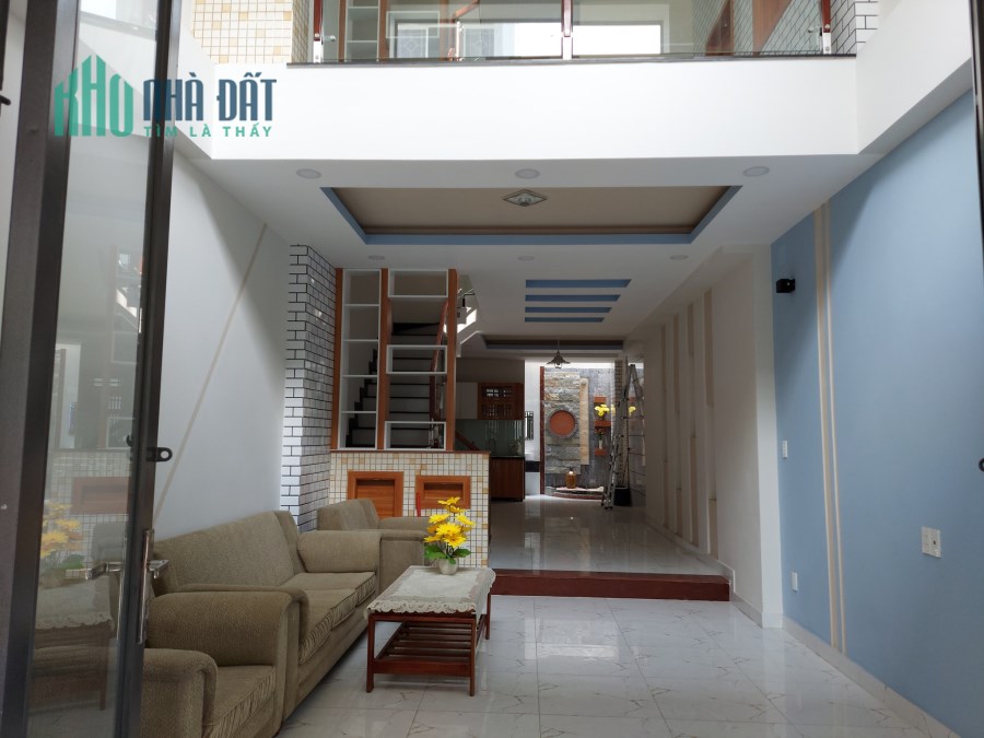 Bán nhà hẻm 449 Trường Chinh, 5 tầng, nhà mới đẹp, ở ngay, ô tô đậu trong nhà.