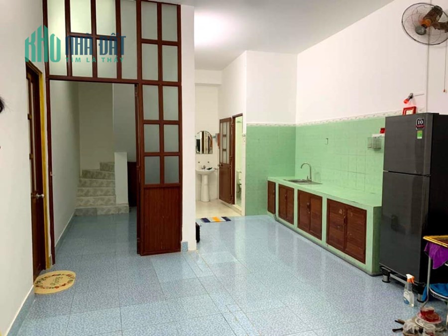 Tài chính chưa tới 4 tỷ vẫn có nhà DTSD gần 80m2 , 4,4 * 16 , HXH, Huỳnh Tấn Phát , quận 7 .