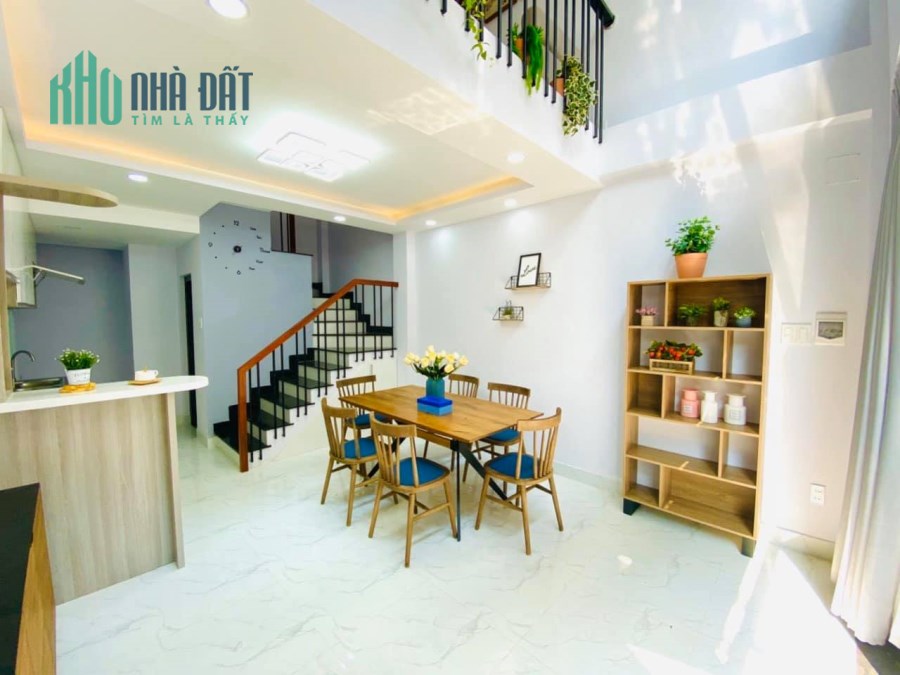 Mặt tiền hẻm xe hơi đỗ cửa giá cực rẻ , 70m2 , hẻm 1015 Huỳnh Tấn Phát, quận 7, lh 0387610701.