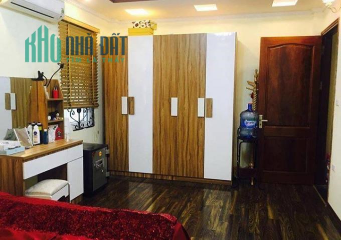 Bán gấp Mặt ngõ Dương Văn Bé giá 8.7 tỷ, 60m2, Oto tránh