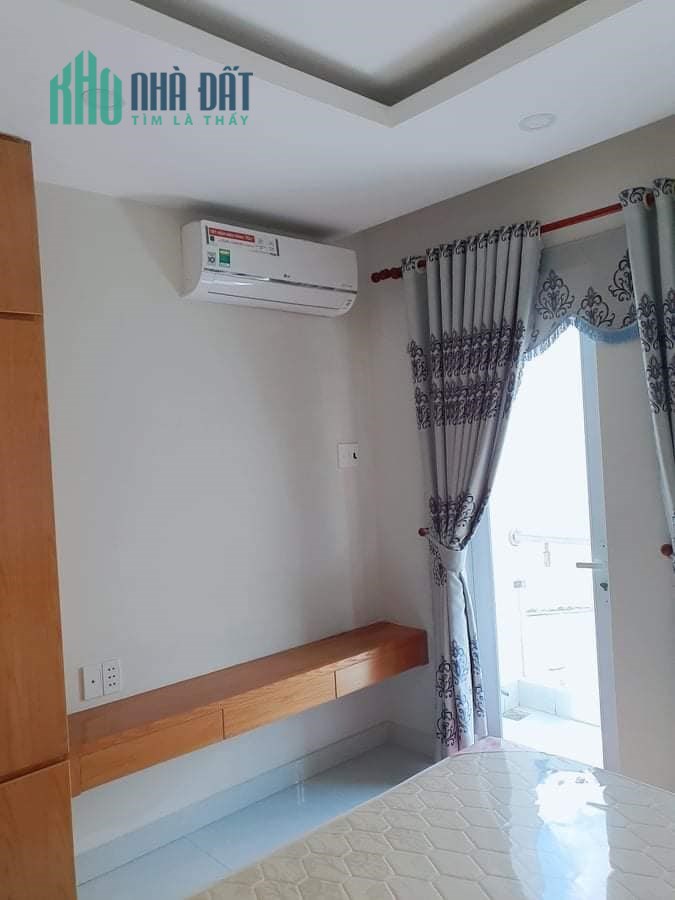 Giảm giá tụột huyết áp chỉ cần 5 tỷ có ngay DTSD 82,8m2, BTCT,đường Phạm Hữu Lầu, Quận 7.