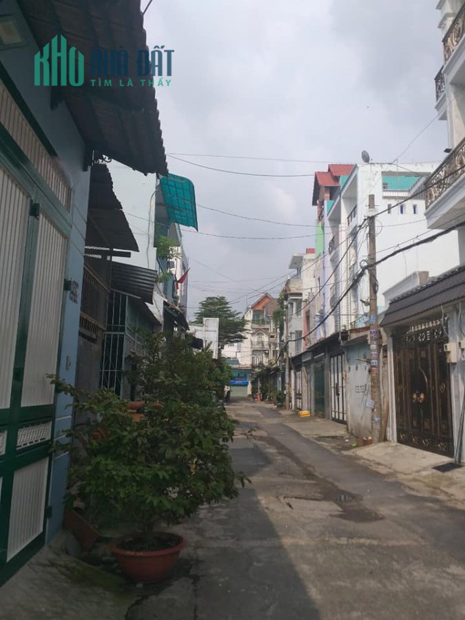 Bán nhà chia tài sản DTSD 96,3m2 chỉ có hơn 5 tỷ , 3 lầu, Hoàng Quốc Việt , quận 7, lh 0989149953.