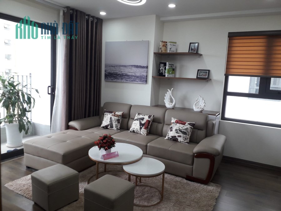 Cần bán gấp Mặt ngõ Nguyễn Thị Định giá 6.4 tỷ, 40mx5T, ngõ gần