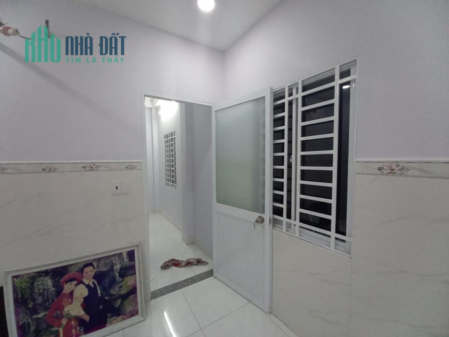 Chính chủ bán nhà 1 / Nguyễn Văn Quỳ , quận 7 , phường Phú Thuận, DTSD 84m2, lh 0989149953.