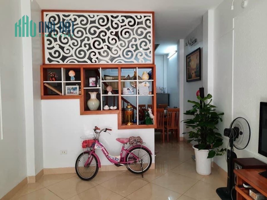 BÁN NHANH NHÀ 5 TẦNG XUÂN ĐỈNH - Giá 3,65 tỷ (CTL)