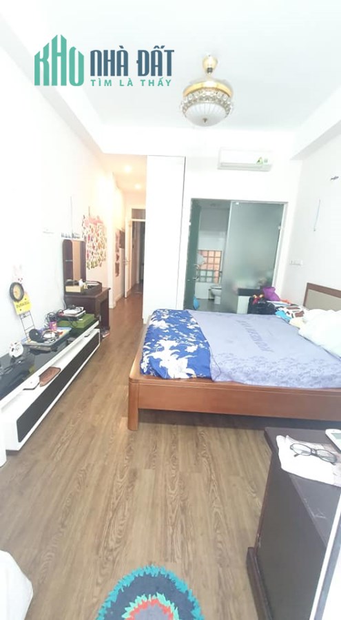 Bán nhà Vũ Ngọc Phan, Đống Đa, Ngõ ô tô, 5 tầng, MT 5m, 35m2 Giá 6 tỷ