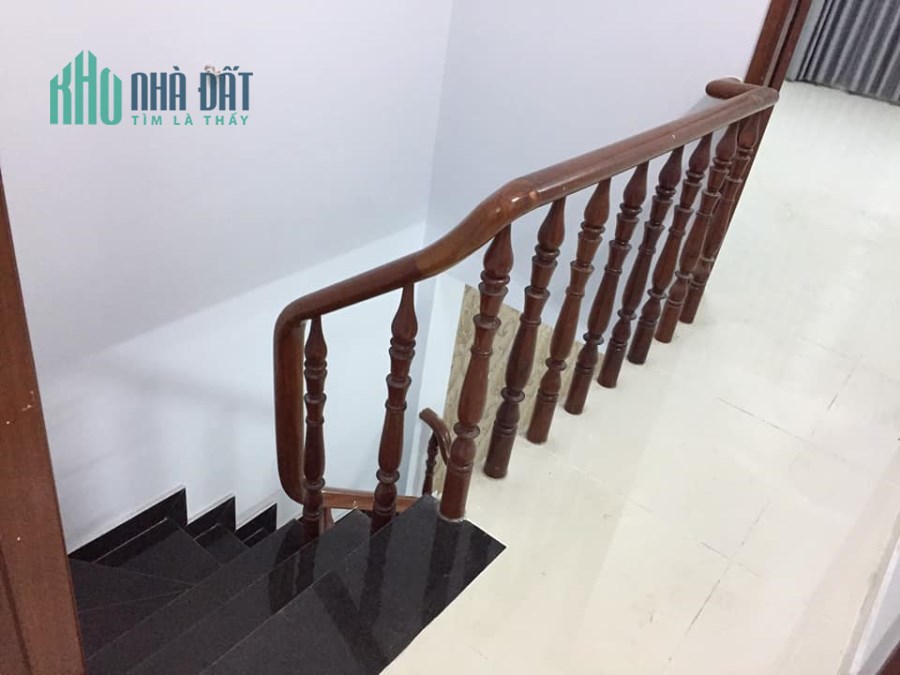 Chủ nhà bán gấp nhà mới 81m2 chỉ có 5,45 tỷ , còn thương lượng, Hoàng quốc Việt, quận 7.