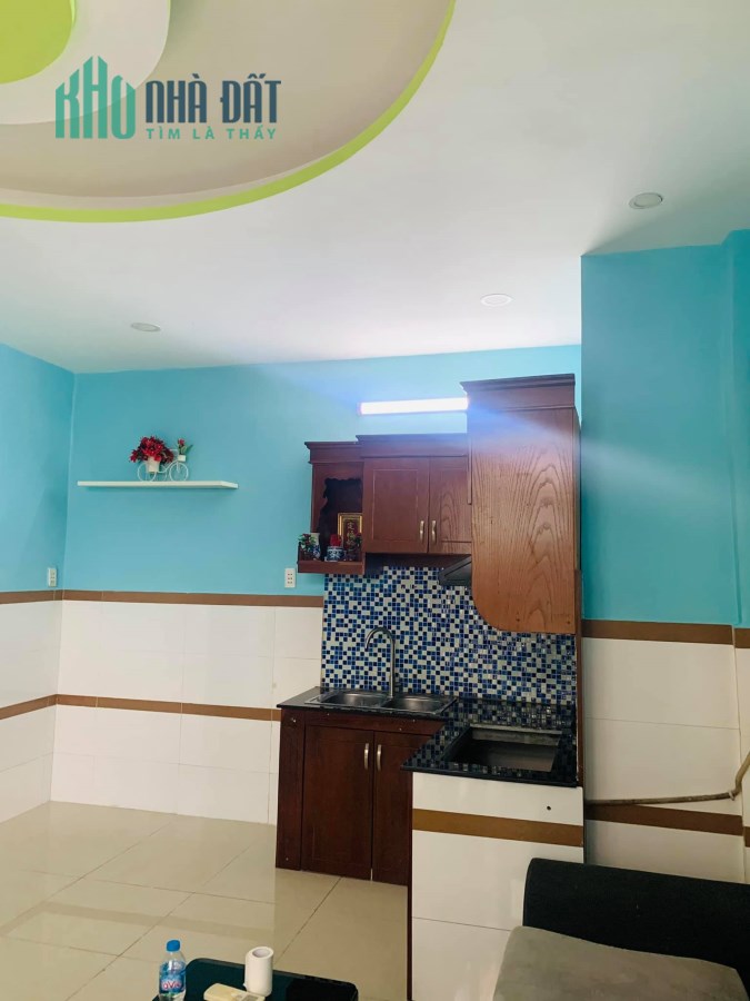 Tài chính chưa tới 5 tỷ có nhà trung tâm quận 7 , Huỳnh Tấn Phát, 86m2, lh 0989149953 Tân.