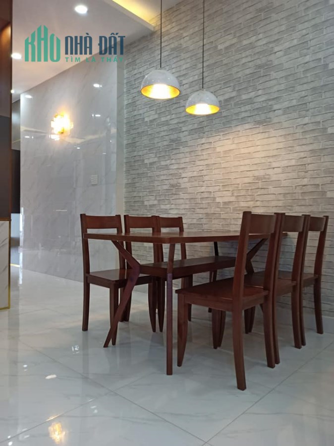 Bán nhà hẻm 749 Huỳnh Tấn Phát , quận 7 , 86m2 chỉ có nhỉnh 4,5 tỷ , lh 0989149953 Tân.