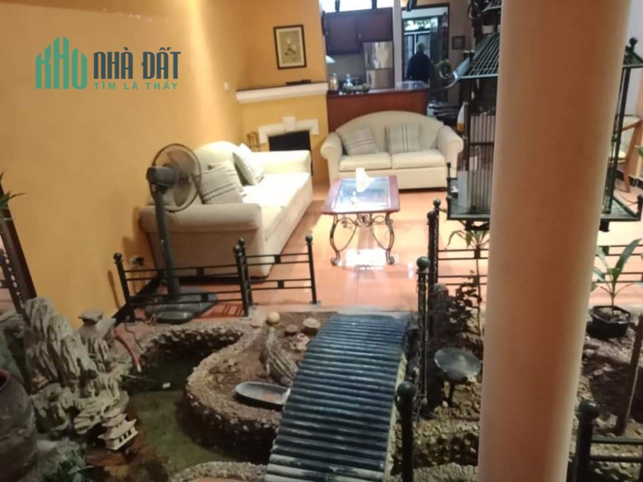 Bán Biệt thự VŨ NGỌC PHAN, ĐỐNG ĐA 102m2, Giá 13.9 Tỷ.
