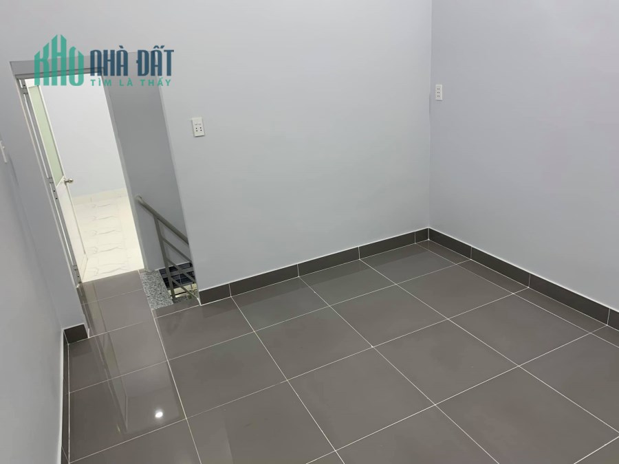 Bán nhà mặt tiền hẻm ngang khủng gần 9m, quận 7, tặng ngay 1 tỷ , chỉ còn 5,25 tỷ, lh 0989149953.