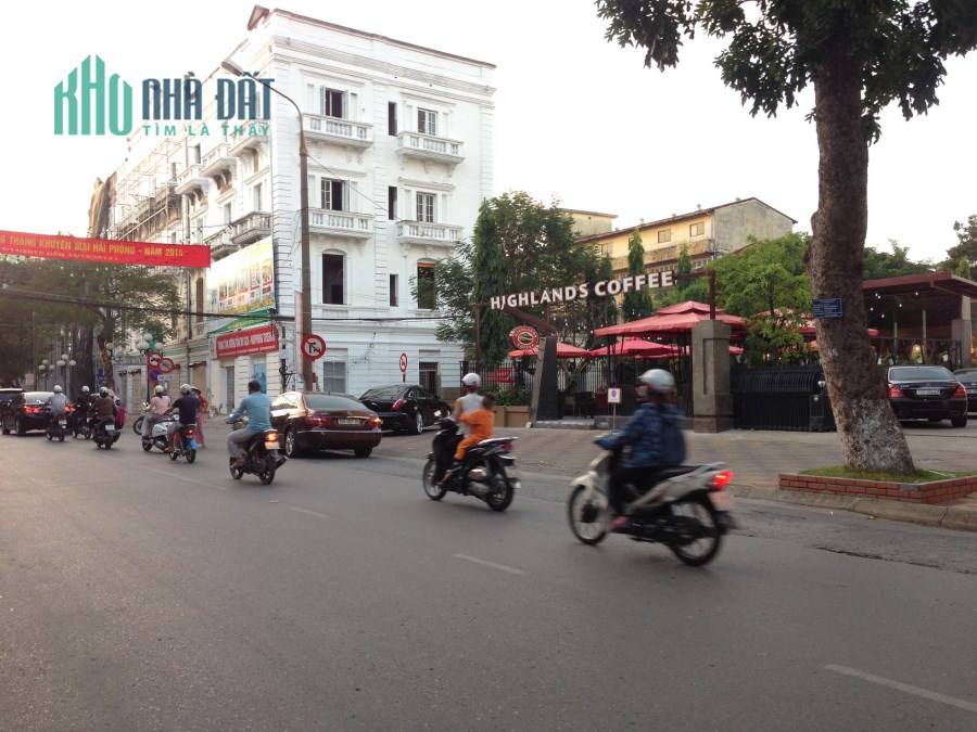 Bán nhà mặt đường Điện Biên Phủ, vị trí đẹp, sẵn hợp đồng cho thuê