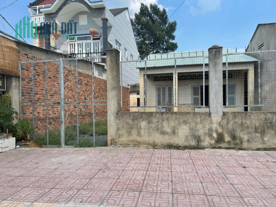Bán đất MT Đỗ Văn Thi, Hiệp Hòa, Biên Hòa: 9( NH: 22) x 48, giá: 24,5 tỷ