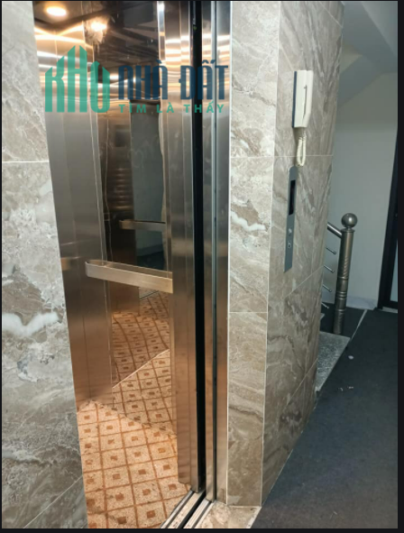 Siêu phẩm tòa nhà văn phòng 9 tầng phố Nguyễn Chí Thanh:150m2,mt:6,8m,giá 47tỷ.