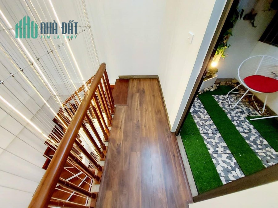 HÓT HÓT Lê Đức Thọ, dt 60m2, 5t, hơn 3 tỷ, lô góc, gần ô tô, kinh doanh.LH :0976772692