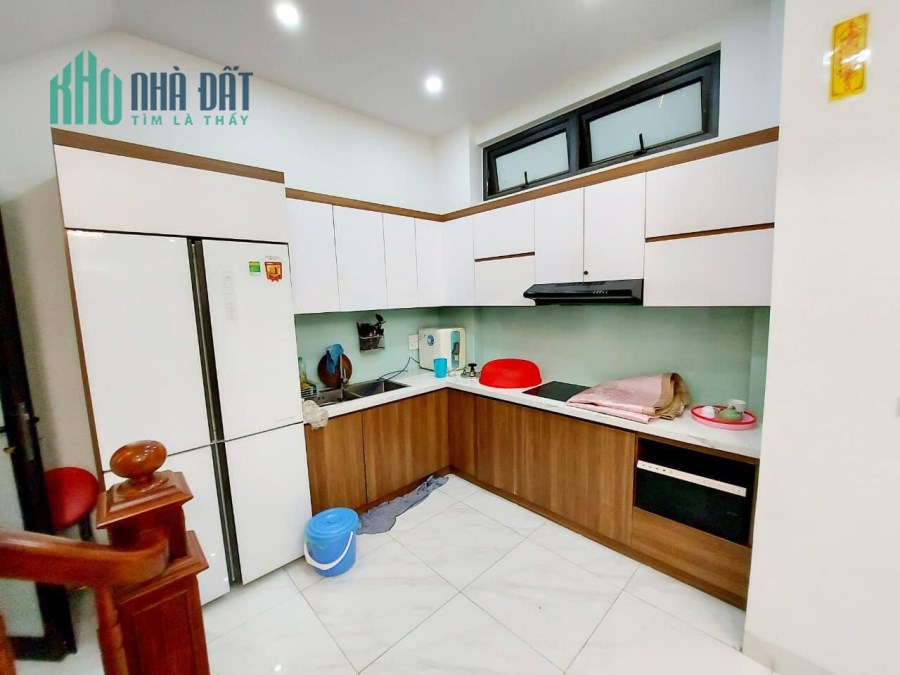 HÓT HÓT Lê Đức Thọ, dt 60m2, 5t, hơn 3 tỷ, lô góc, gần ô tô, kinh doanh.LH :0976772692