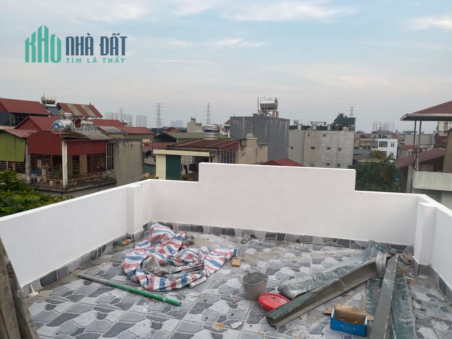 Nhà mặt ngõ thông, kinh doanh, 40m,4 tầng rưỡi phố Tân Mai nhỉnh 6 Tỷ.