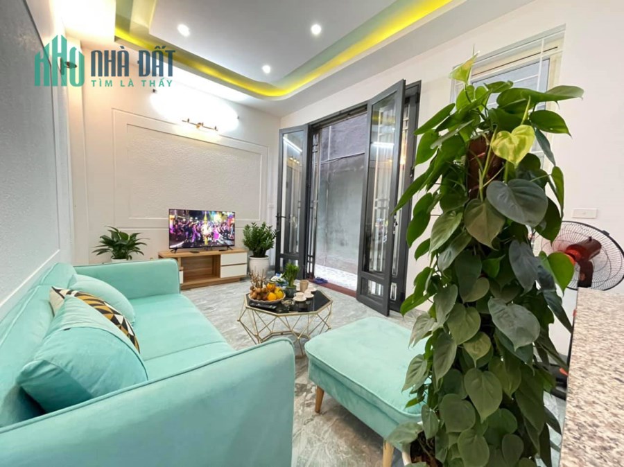 Bán gấp nhà Xuân Đỉnh, 31m2 x 5T m MT6.8m, Ô Tô, nhỉnh 3 tỷ