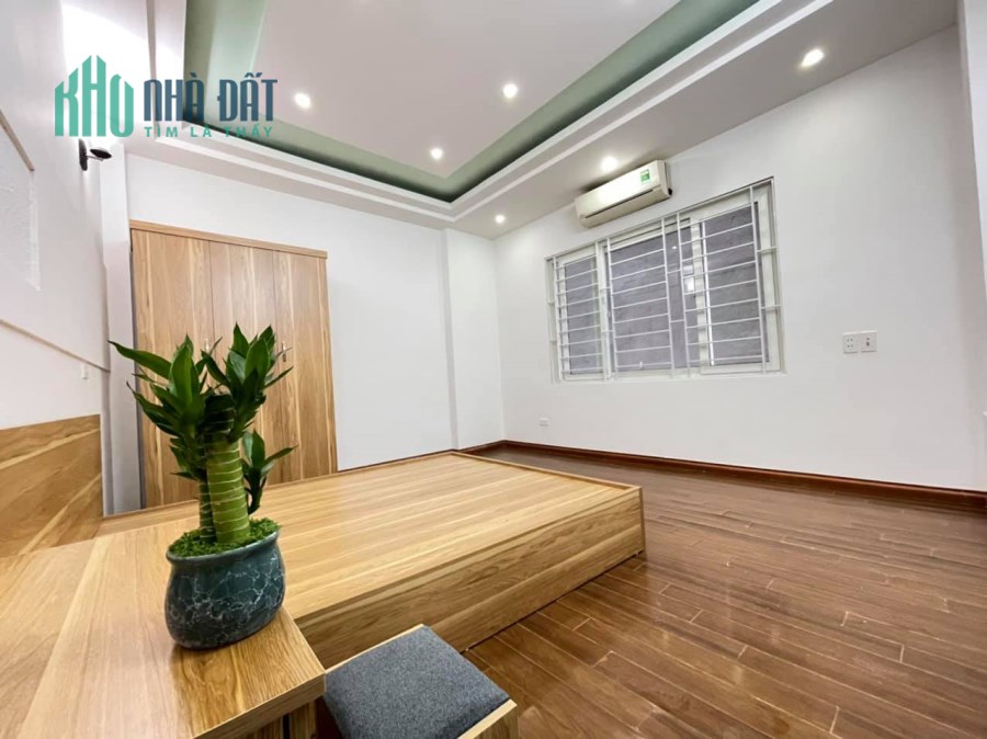Bán gấp nhà Xuân Đỉnh, 31m2 x 5T m MT6.8m, Ô Tô, nhỉnh 3 tỷ
