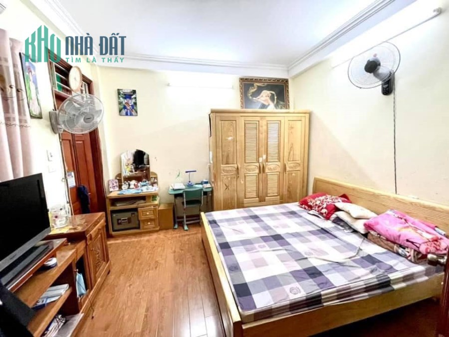 Bán nhà ngõ 65 Khương Đình, 55m5t, 4.25 tỷ, KD đỉnh