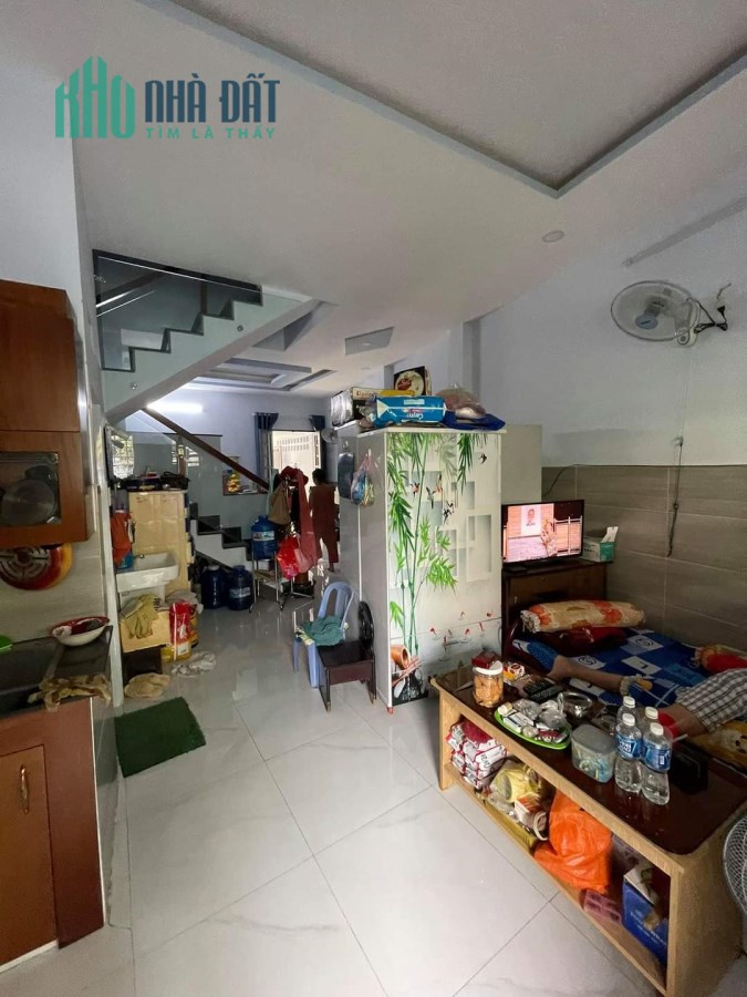Bán nhà cách mặt tiền đúng 1 căn, Nguyễn Thái Sơn 60m2 chỉ 3tỷ2