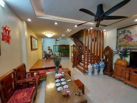 NHÀ XUÂN ĐỈNH, 120M2, 5 TẦNG, HƠN 10TỶ, 4 Ô TÔ VÀO NHÀ .LH: 0976772692.