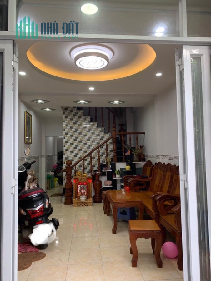 Bán Nhà 2 tỷ 9, 33m2 Đường Bạch Đằng, BT.