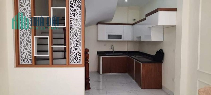 Bán nhà Bắc Từ Liêm, 65m2, 5 tầng,  hơn 3 tỷ, gần ô tô , lô góc, nhà mới ở ngay. LH 0976772692.