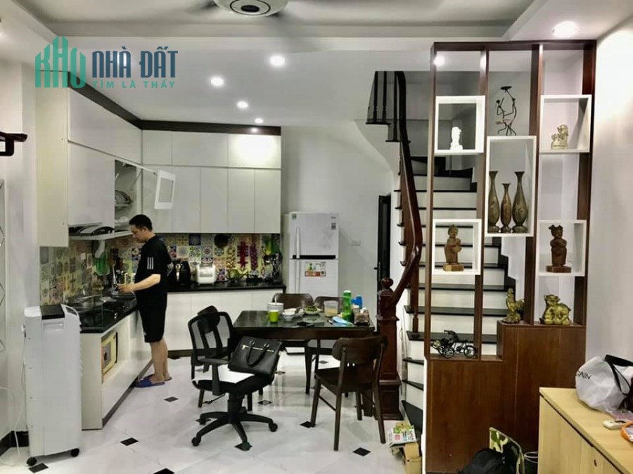 NHÀ ĐẸP THANH XUÂN, MỚI XÂY, TẶNG NỘI THẤT, Ở NGAY 32M 5 TẦNG CHỈ 3.6 TỶ LH 0366475391