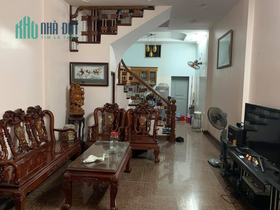 Nhà PL Trần Vỹ,Hồ Tùng Mậu,Cầu giấy,ôtô tránh,DT40m2x5Tầng,Mặt tiền 4M,giá 6.5 tỷ ( thương lượng).