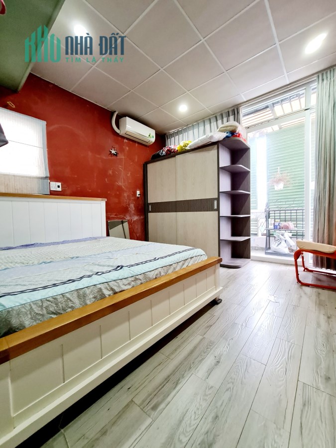 Nhà đẹp như Ngọc Trinh, quận 7,P.Bình Thuận, 81,7m2, nhỉnh 7,9 tỷ, lh 0989149953 Tân