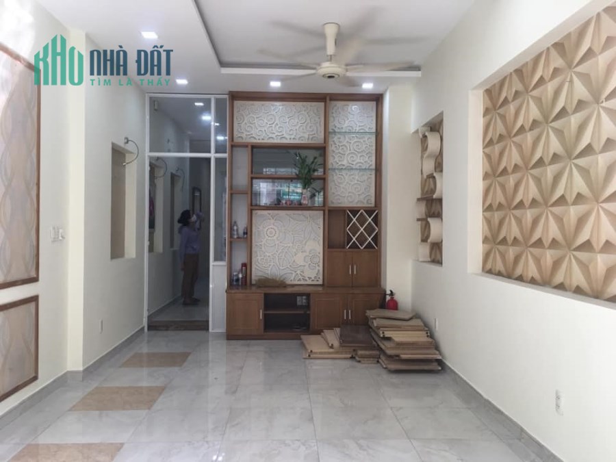 Bán đất tặng nhà đường Nguyễn Thượng Hiền, Bình Thạnh, 85m2, tiện kinh doanh, chỉ 8 tỷ 200.