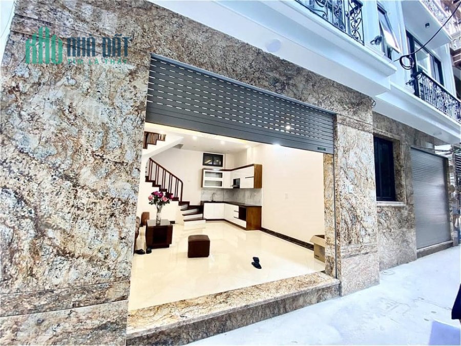 CỰC PHẨM HOÀNG QUỐC VIỆT 5 TẦNG - 65M2 - 5 NGỦ NGÕ THÔNG THOÁNG CHỈ 7.2 TỶ