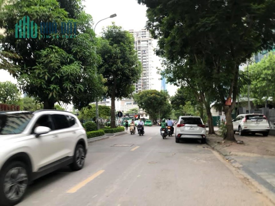 CHỈNH CHỦ BÁN NHÀ PHỐ DỊCH VONG HẬU 35M2,5T NHÀ MỚI CÁCH MẶT PHỐ 1 NHÀ.