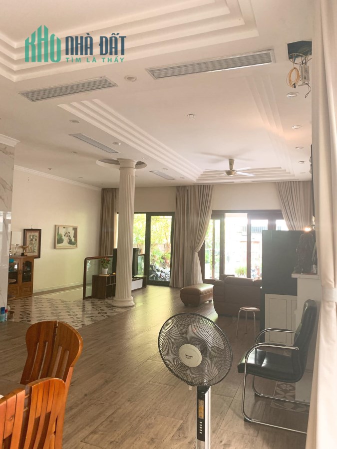 Bán Tòa nhà THÁI HÀ, ĐỐNG ĐA 7 Tầng thang máy xịn, 56m2, Giá 15.9 Tỷ.