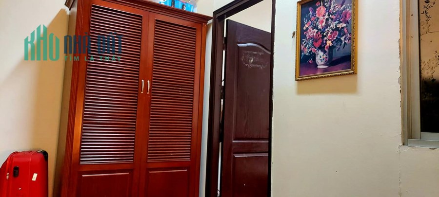 Bán nhà Lò Đúc vị trí trung tâm, ngõ rộng, diện tích lớn 49m 5 tầng 4,1 tỷ