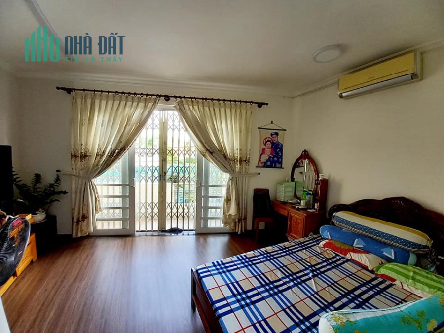 4 tầng 5 PN- vài bước dắt con đi học ra hẻm XH vi vu P10 Q.Tân  Bình 8 tỷ399