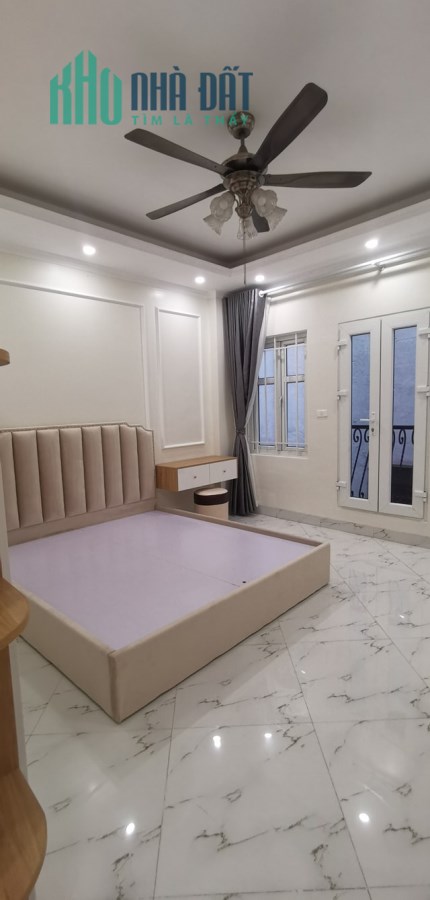 Bán nhà Phạm Ngọc Thạch, lô góc 3 thoáng, 52m2 4.3MT 5.85tỷ