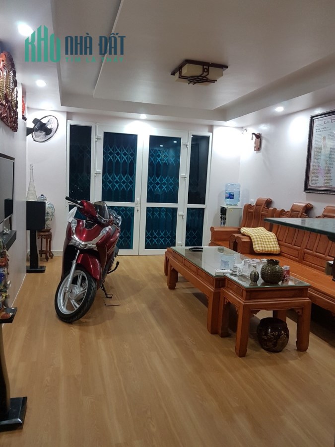 CẦN BÁN NHÀ ÂU CƠ - TUYỆT PHẨM TÂY HỒ - 65M 5T 4xTỶ - ÔTÔ TRÁNH