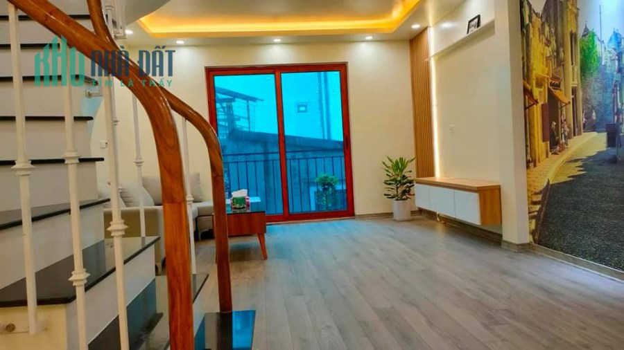 Bán Nhà Mỹ Đình 5 Tầng Full Đồ