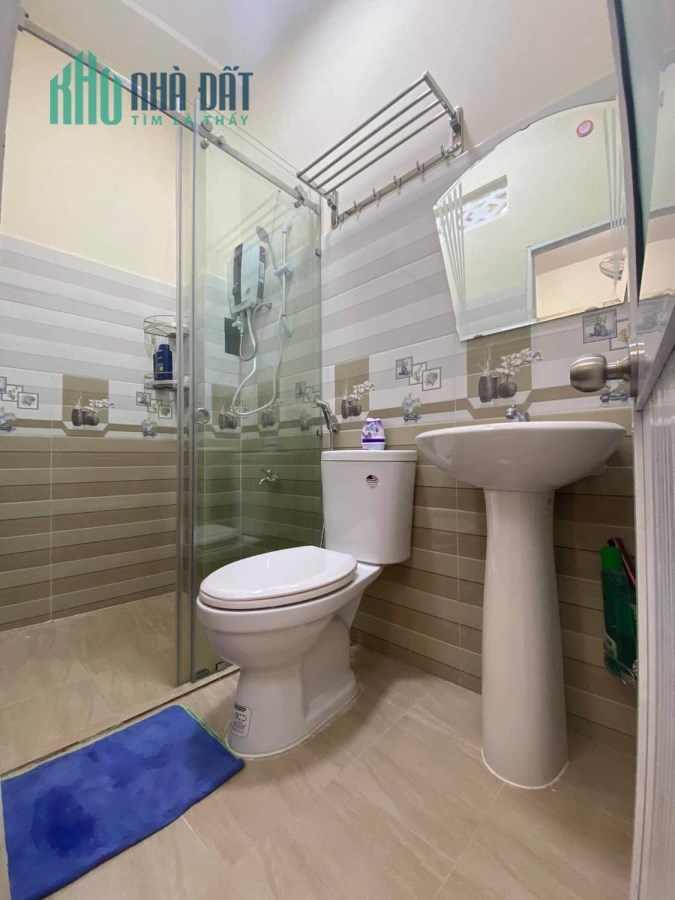 Bán nhanh nhà quận 7,P.Tân Hưng , 67,2m2, chỉ 3,88 tỷ, vài  bước ra MT,lh 0989149953
