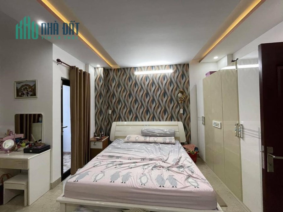 NHÀ 8 TỶ BÁN 5 TỶ, XÃ ĐÀN THÔNG HỒ ĐẮC DI, 45M2X5T, KINH DOANH, BAO SANG TÊN, NỘI THẤT