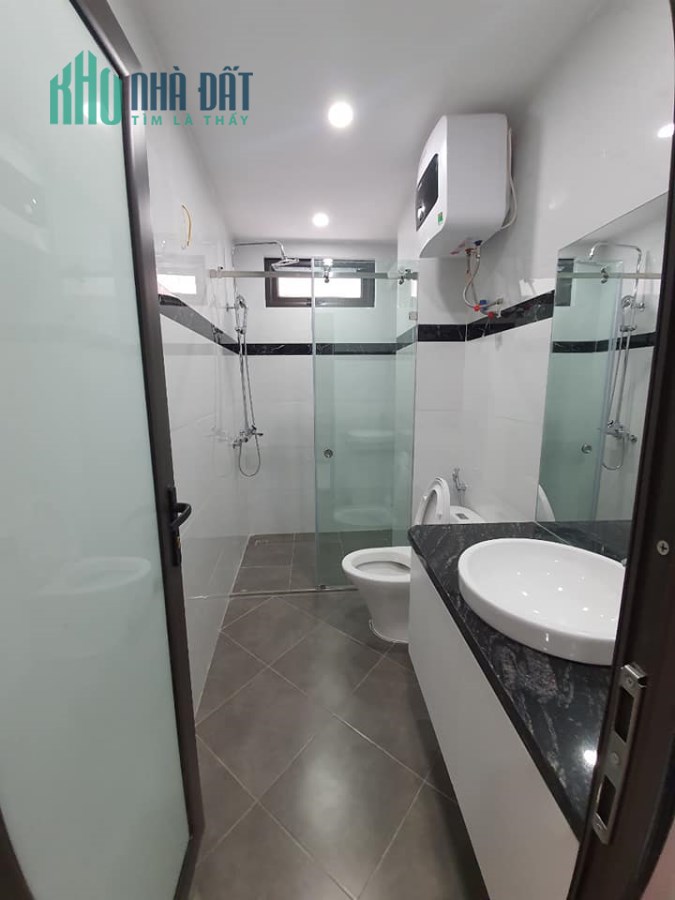 Trương Định, 47m2*5 tầng, 6.5 tỷ, oto đỗ cửa, kinh doanh đỉnh