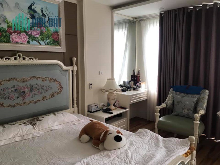 Tòa Nhà 9 Tầng, Trần Quang Diệu, Đống Đa, 98m*MT7m, 29 tỷ, Thang Máy, Hầm Xe, Văn Phòng.