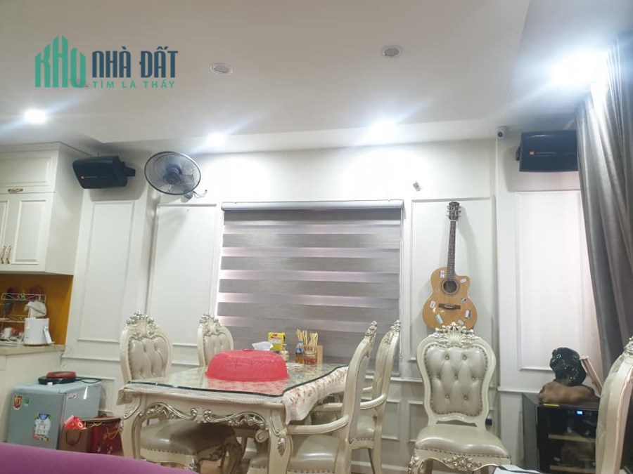 Tòa Nhà 9 Tầng, Trần Quang Diệu, Đống Đa, 98m*MT7m, 29 tỷ, Thang Máy, Hầm Xe, Văn Phòng.