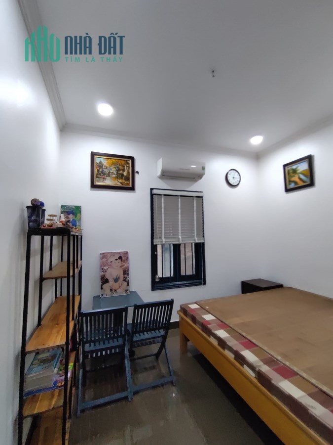 Bán biệt thự có sân vườn,phố Ngọc Thụy,Long Biên,ô tô đỗ cổng,DT135m,MT 9m,giá 10,8 tỷ.
